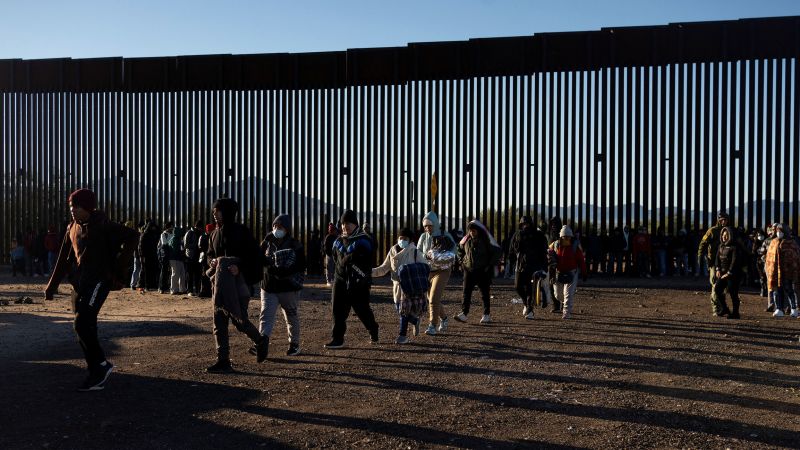 Przejścia graniczne między USA a Meksykiem: Blinken i Mayorkas naciskają na swoich meksykańskich odpowiedników, aby zajęli się kryzysem migracyjnym
