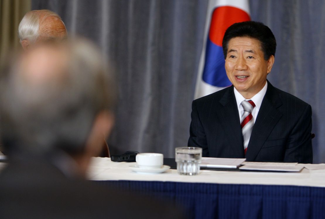 South Korea president Roh Moo-hyun meets with Bay Area dignitaries at a conference at the Hotel Nikko in San Francisco, Calif. on Friday, September 15, 2006. PAUL CHINN/The Chronicle (PAUL CHINN/San Francisco Chronicle via AP)