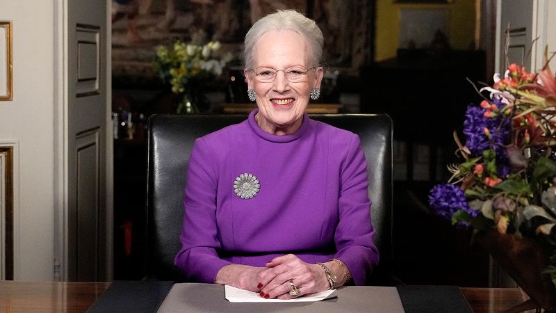 Koningin Margaretha van Denemarken kondigt haar plotselinge troonsafstand aan na 52 jaar op de troon Koningin Margaretha van Denemarken kondigt haar plotselinge troonsafstand aan na 52 jaar op de troon