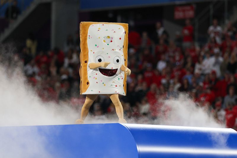 An Edible Pop-Tart Mascot And A Mayo Bath: This Year’s College Football ...