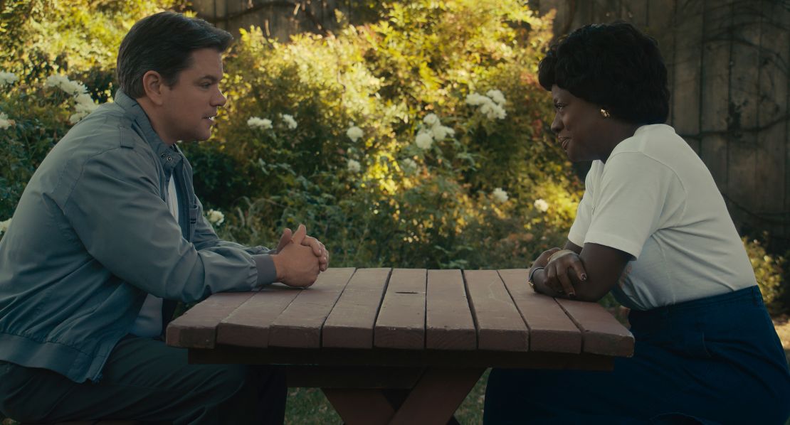 Matt Damon as Sonny Vaccaro and Viola Davis as Deloris Jordan in AIR