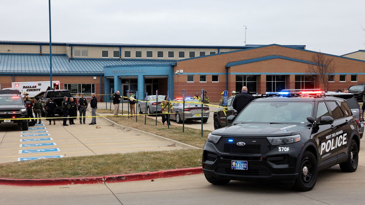 Law enforcement officers work at the scene of a shooting at Perry High School in Perry, Iowa, U.S., January 4, 2024. REUTERS/Scott Morgan