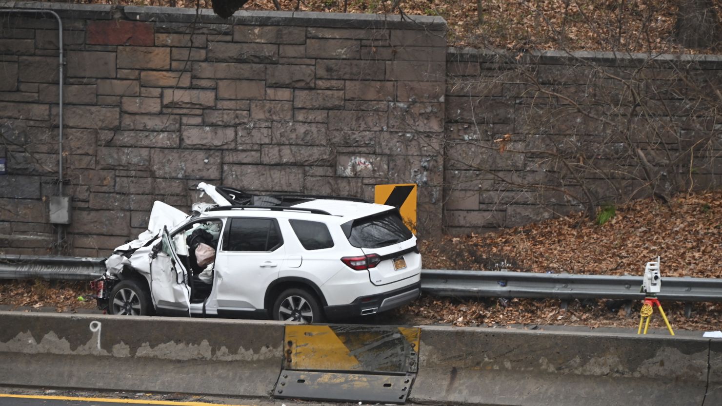 One of the vehicles involved in the crash seen at the scene.. Four people were killed and one person is in stable condition in a crash on the Cross Island Parkway in Queens. New Year's Day, at approximately 5:50 AM in a section of the parkway called "dead man's curve", two cars collided on the curve from the northbound Cross Island Parkway to the southbound Whitestone Expressway. Four people were pronounced dead at the scene. The fifth injured person is in stable condition. The cause of the crash is under investigation. (Photo by Kyle Mazza / SOPA Images/Sipa USA)(Sipa via AP Images)