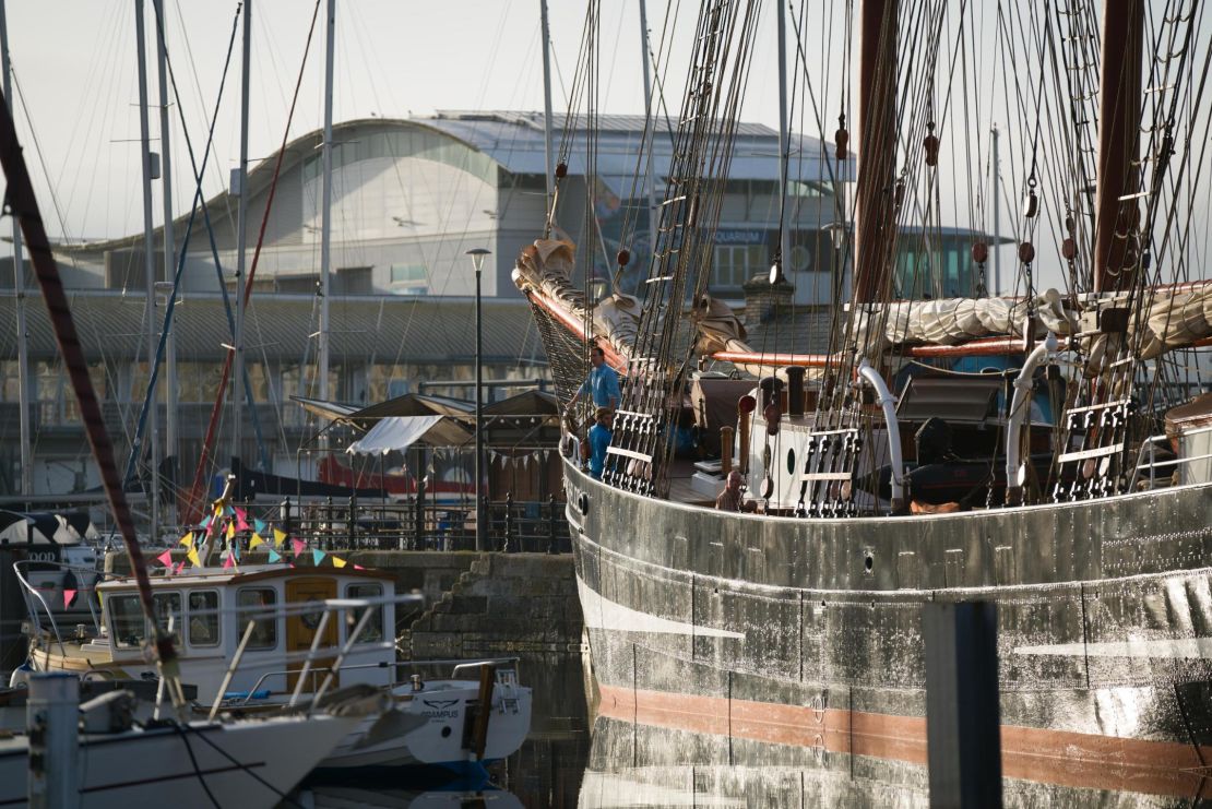 The ship set sail from Plymouth, England on 15 August, with a team of nine and a further ship crew of seven consisting of a cook, sailors, Captain, First mate and Second mate Bosun.