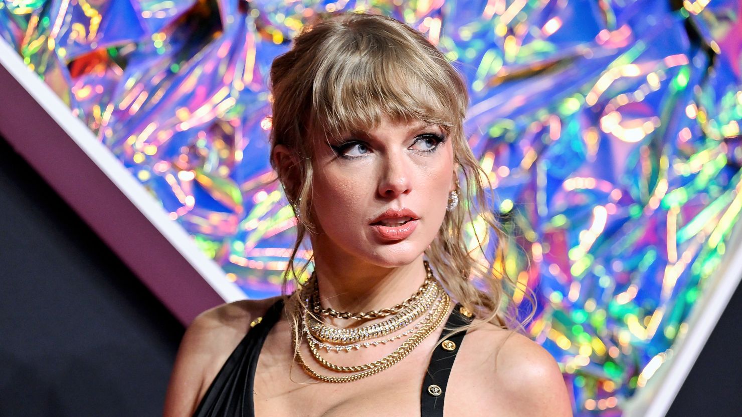Taylor Swift arrives at the MTV Video Music Awards on Tuesday, Sept. 12, 2023, at the Prudential Center in Newark, N.J.