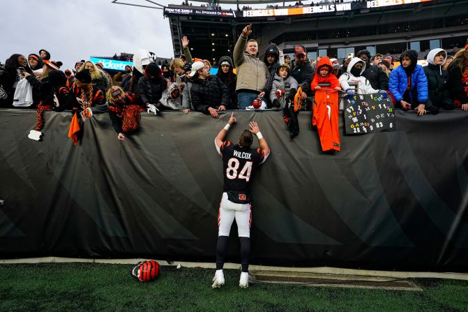 Cincinnati Bengals tight end Mitchell Wilcox meets with fans after the Bengals' 31-14 victory over the Cleveland Browns on January 7. Cincinnati finished the season out of the playoffs. Cleveland had already secured a wild-card spot.
