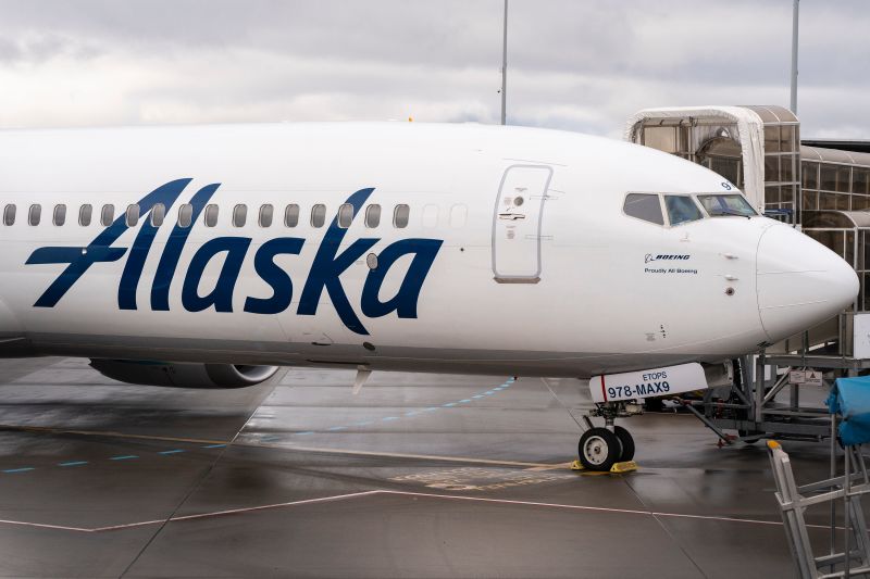 Alaska And United Cancels More Than 300 Flights Monday Amid 737 Max 9 ...