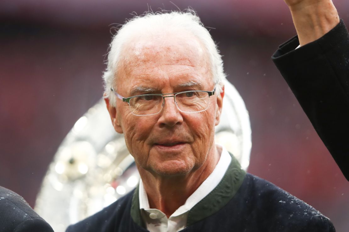 MUNICH, GERMANY - MAY 04: Franz Beckenbauer looks on prior to the Bundesliga match between FC Bayern Muenchen and Hannover 96 at Allianz Arena on May 04, 2019 in Munich, Germany. (Photo by Alex Grimm/Bongarts/Getty Images)