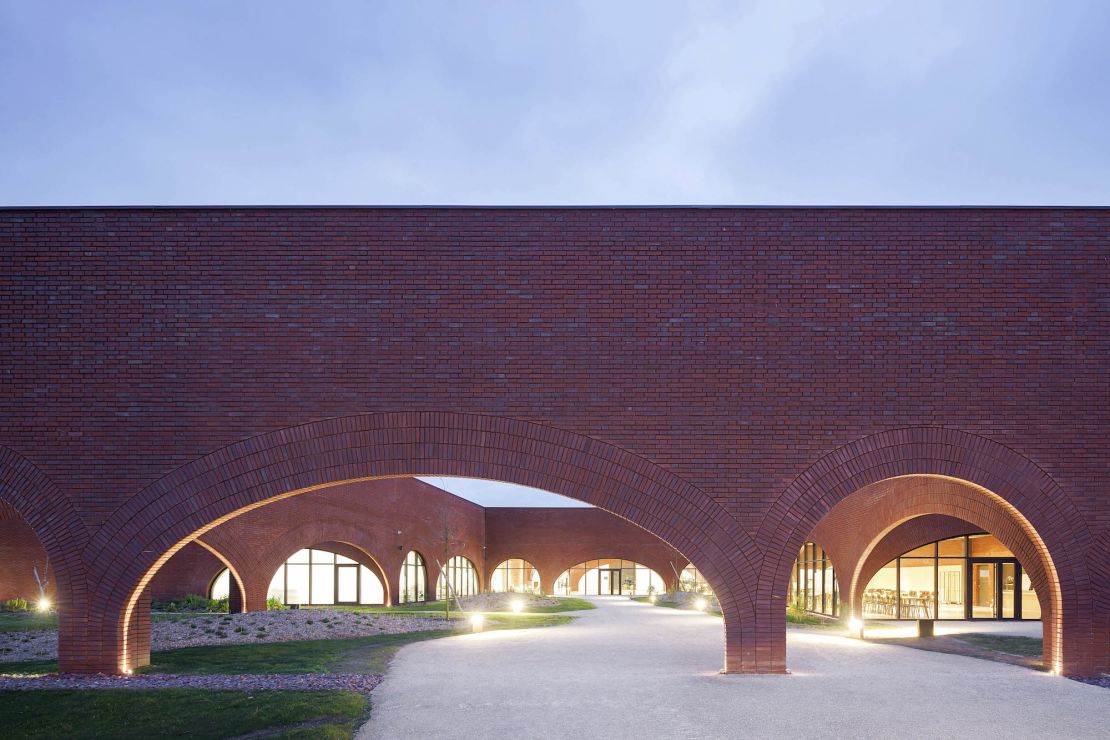 Lebanese architect Lina Gotmeh envisioned an impressive feat of brickwork for Hermès new workshop.