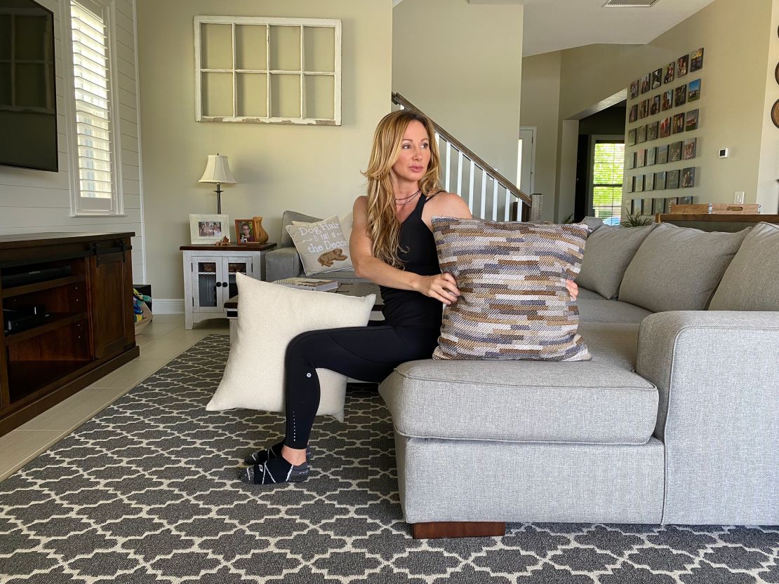 Seated pillow twist.