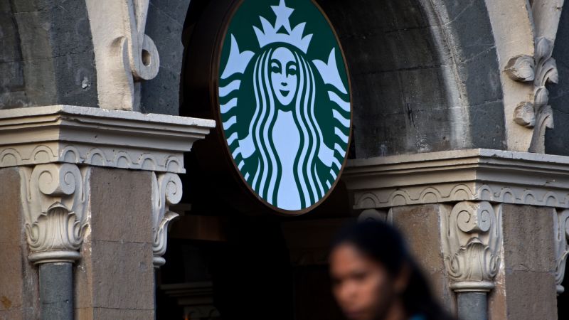 Starbucks планира да управлява 1000 магазина в Индия до 2028