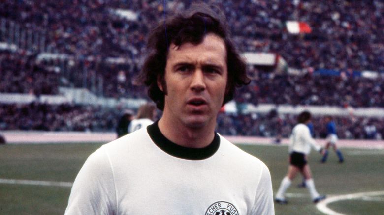 1975 Franz Beckenbauer of Germany looks on
. (Photo by Alessandro Sabattini/Getty Images)