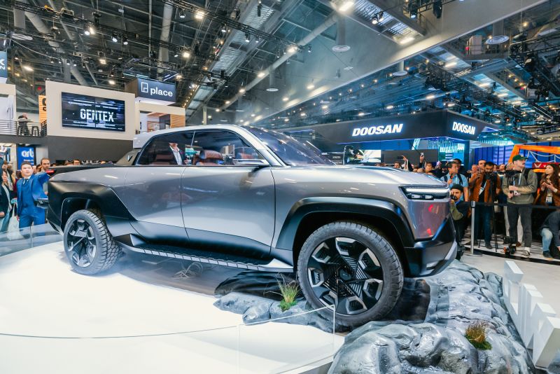 Vietnamese EV maker VinFast reveals electric pickup CNN Business