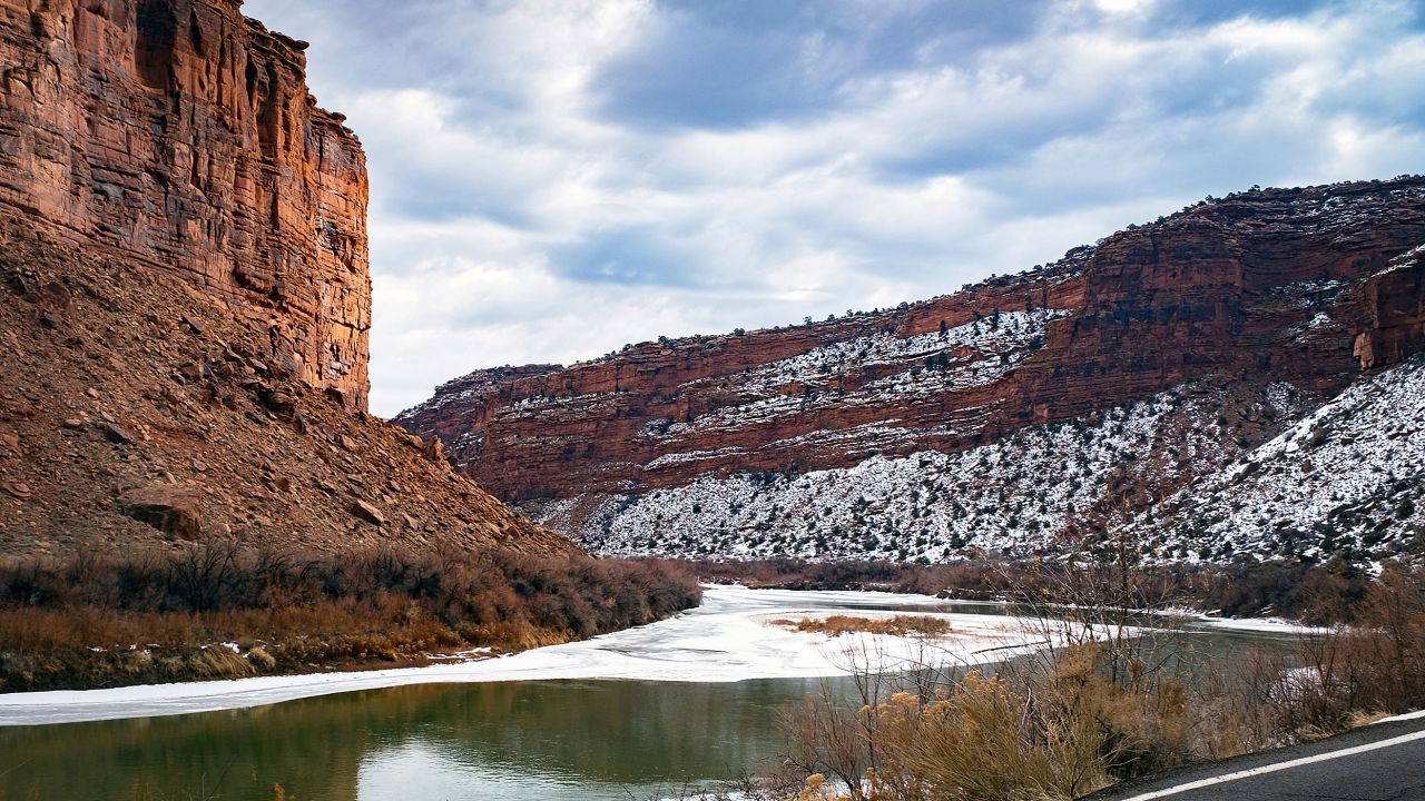 January 2019: The Colorado River winds its way along Utah Highway128 and always provides a relaxing and scenic drive into the red sandstone canyons leading toward Moab, Utah. Larry Clouse/CSM(Credit Image: © Larry Clouse/CSM via ZUMA Wire) (Cal Sport Media via AP Images)