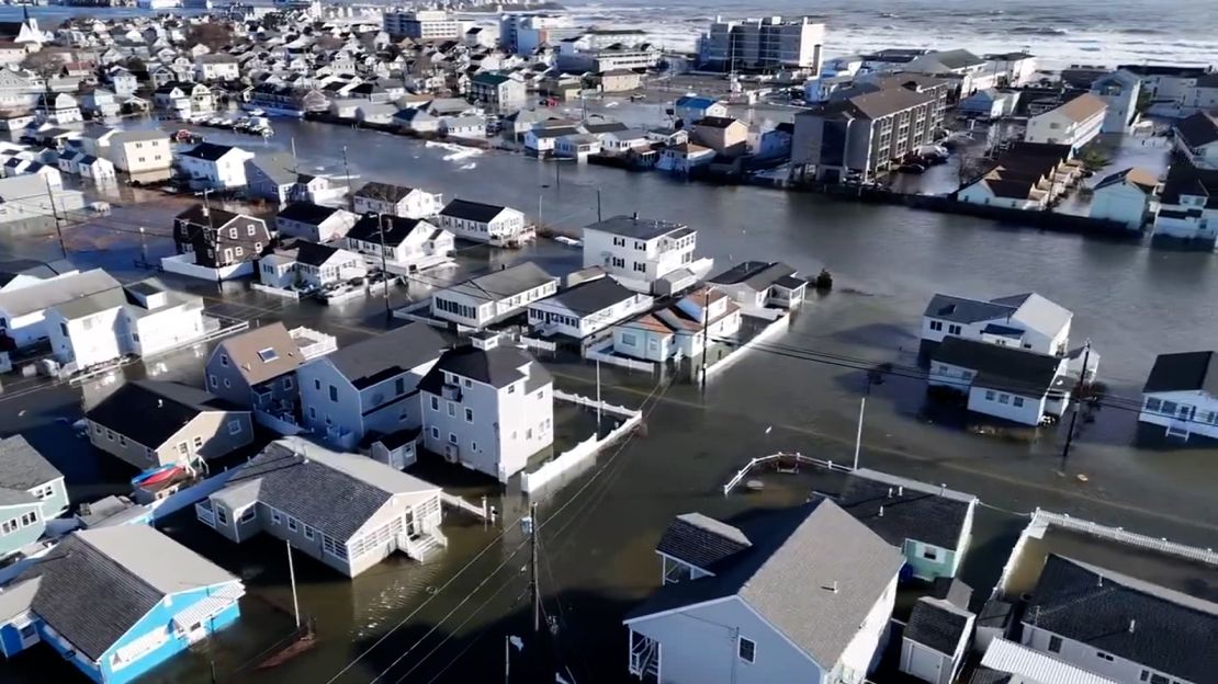 Location: Hampton Beach, New Hampshire
Shot date 1/10/2024

Aerial video shows flooding on Wednesday at Hampton Beach, New Hampshire, which is about 3 miles from the state line with Massachusetts. Water can be seen surrounding multiple homes in the videos.