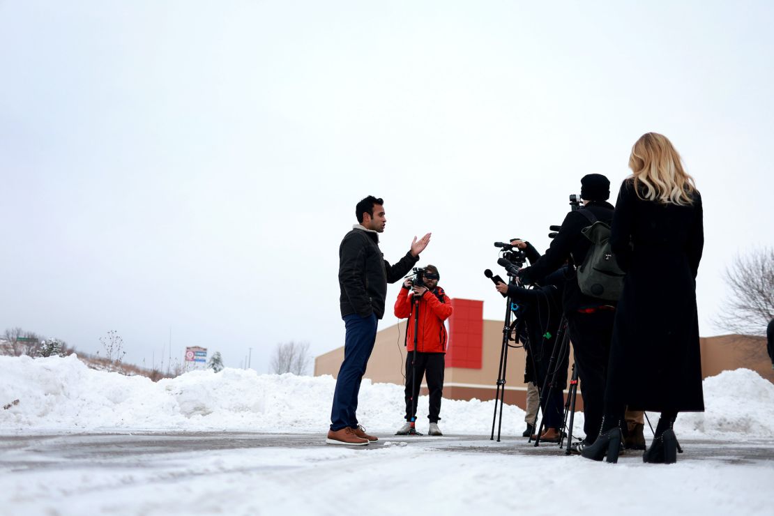 SIOUX CITY, IOWA - JANUARY 08: Republican presidential candidate businessman Vivek Ramaswamy speaks to the media during a campaign stop at the Hampton Inn & Suites Sioux City South on January 08, 2024 in Sioux City, Iowa. A snowstorm has altered the schedules of several Republican candidates in Iowa, a state in which Republicans will be the first to select their party's nomination for the 2024 presidential race when they go to caucus on January 15, 2024. (Photo by Joe Raedle/Getty Images)