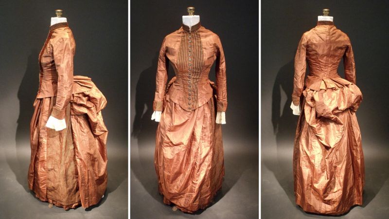 Викторианската рокля в антикварния мол в Мейн не приличаше на