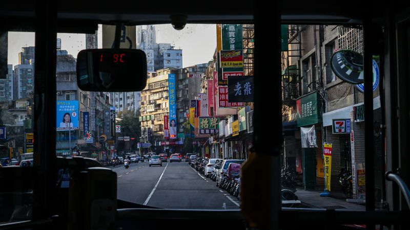 Тайван гласува за нов президент на фона на нарастващите заплахи от Китай
