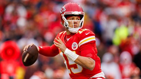 KANSAS CITY, MISSOURI - DECEMBER 31: Patrick Mahomes #15 of the Kansas City Chiefs drops back and looks to throw a pass during an NFL football game against the Cincinnati Bengals at GEHA Field at Arrowhead Stadium on December 31, 2023 in Kansas City, Missouri. (Photo by Ryan Kang/Getty Images)