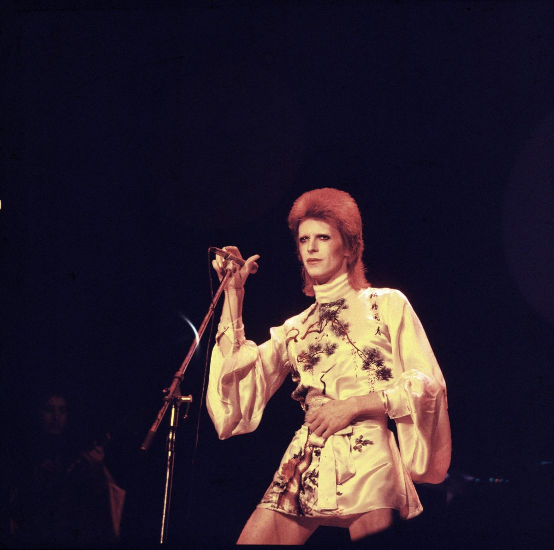 David Bowie (1947 - 2016) performs on stage on his Ziggy Stardust/Aladdin Sane tour in London, 1973.