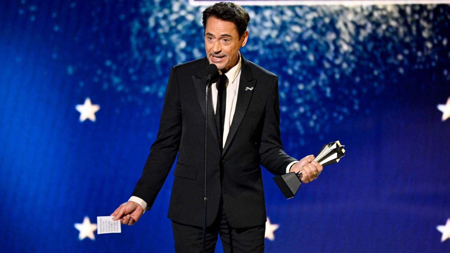 Robert Downey Jr. quotes his toughest critics in his Critics Choice