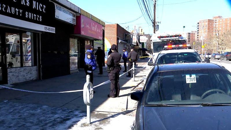 Queens stabbings: Suspect arrested after 5 stabbed in unprovoked attacks, police say