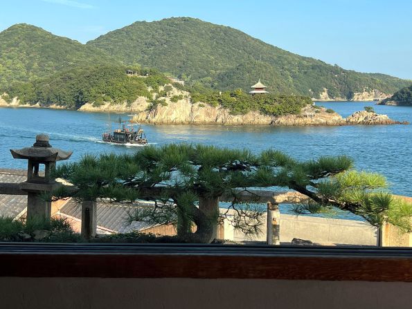 <strong>Taichoro: </strong>The view from Taichoro, a reception hall adjoining Fukuzenji Temple. It sits on a cliff overlooking nearby Benten and Sensui islands. 