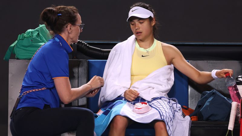 Ема Радукану аут от Откритото първенство на Австралия след страдание от очевидно заболяване по време на поражение