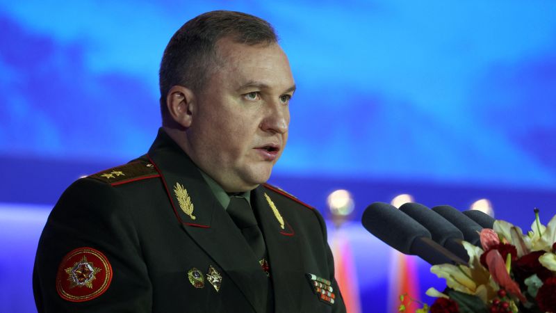 Беларус прие в петък нова военна доктрина която – ако