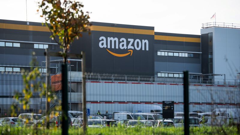 Amazon tracks its French warehouse workers to the second, regulator finds - CNN