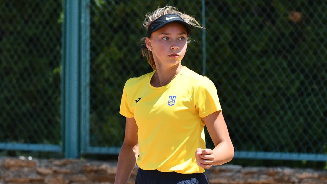 Young Tennis Star Dayana Yastremska Reflects on Ukrainian Player's Gesture at Australian Open