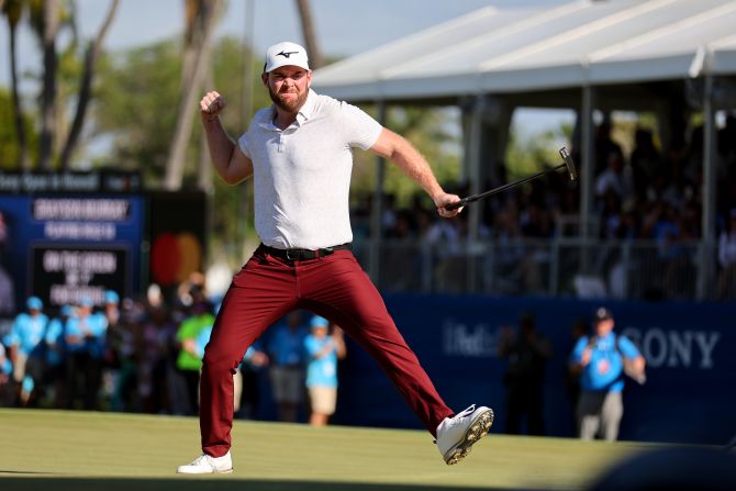 Grayson Murray let it all out after ending a six-and-a-half-year winless drought to triumph at Sony Open, beating former PGA Championship winner Keegan Bradley and South Korea's An Byeong-hun in a dramatic playoff courtesy of a stunning 40 foot birdie putt.