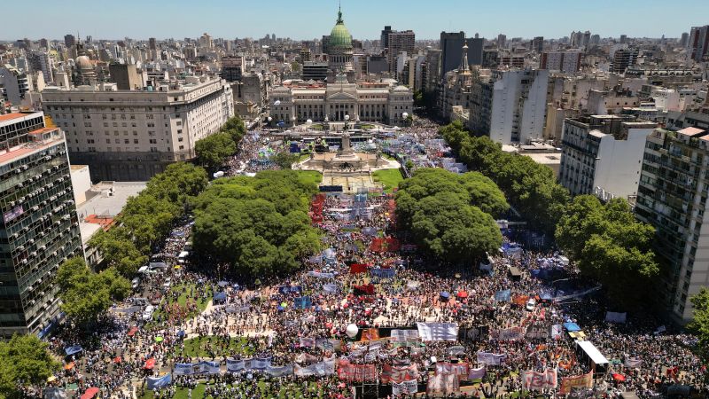 argentina political unrest        
        <figure class=