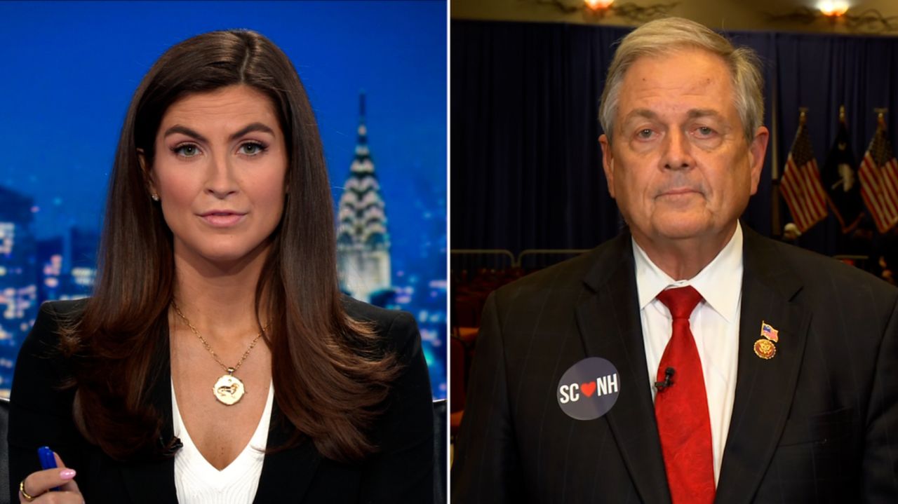 Kaitlan Collins presses Rep. Norman on 2021 text message calling for