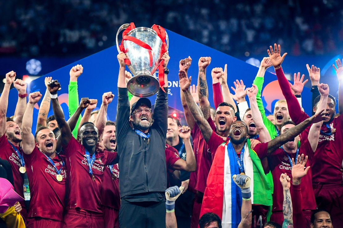 BAKU, AZERBAIJAN - MAY 29: Jurgen Klopp, Manager of Liverpool celebrates with the Champions League Trophy after winning the UEFA Champions League Final between Tottenham Hotspur and Liverpool at Estadio Wanda Metropolitano on June 01, 2019 in Madrid, Spain.