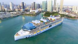01 icon of the seas photos