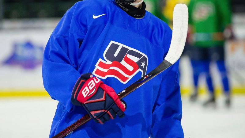 USA Hockey обяви в неделя че ще изисква използването на