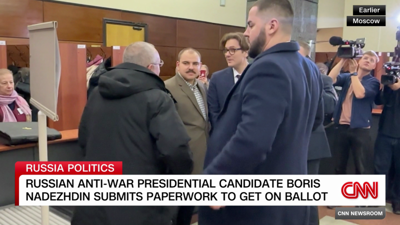 Russian anti-war presidential candidate submits paperwork to get on ballot