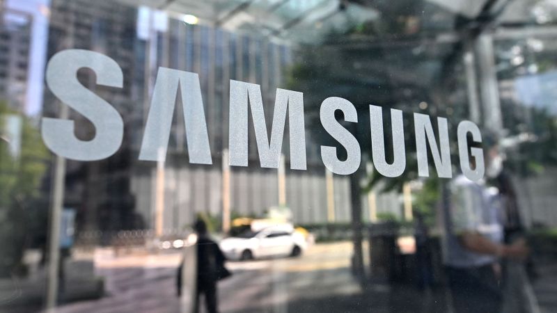 Samsung está otimista em relação aos smartphones que dependem de inteligência artificial, apesar de perder o título de mais vendido