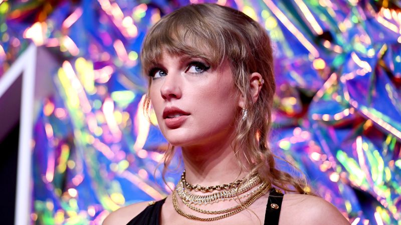 Opinion: The Taylor Swift AI photos offer a terrifying warning - CNN