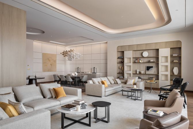 While many branded residences are located adjacent to the brand's hotel or resort, Four Seasons Residences Dubai is a standalone residence that offers complete privacy for its residents, but with Four Seasons staff on-site to run and manage the building.