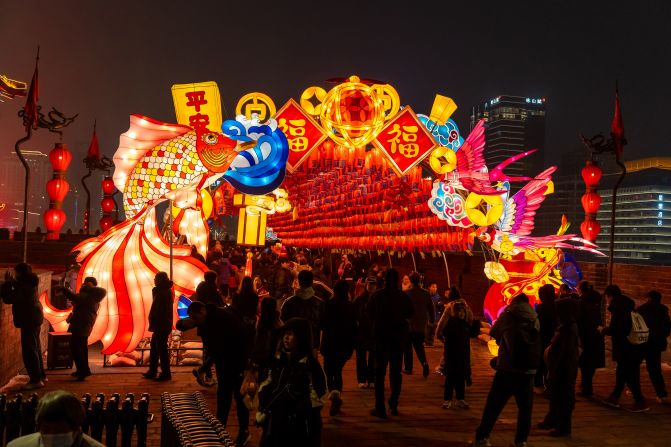This being the Year of the Dragon, the mythical beast has an even greater presence at the 2024 festival and is featured among the 20 lantern sets on display at the wall.