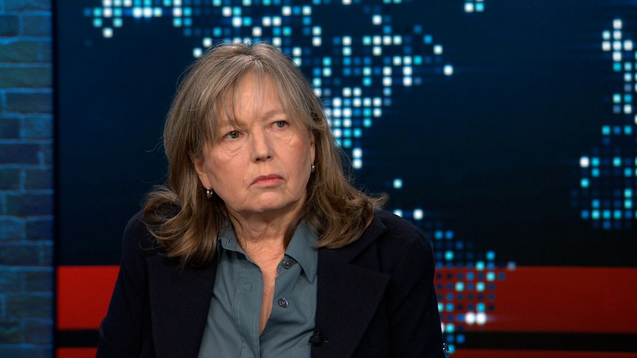 Amanpour Sarah Helm