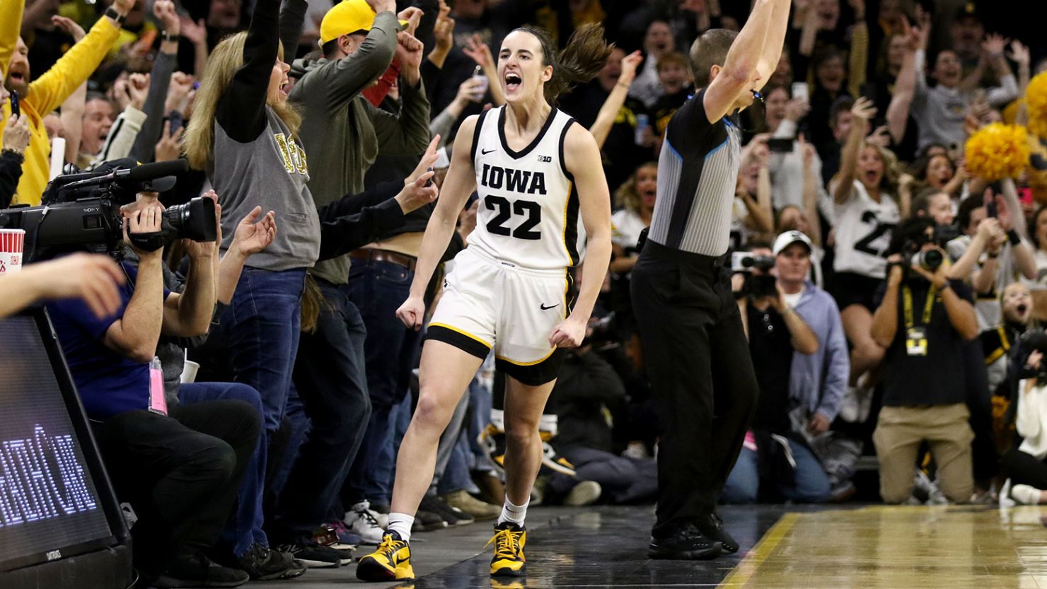 Caitlin Clark: Iowa's NCAA record-breaking basketball supernova who  everyone is talking about | CNN