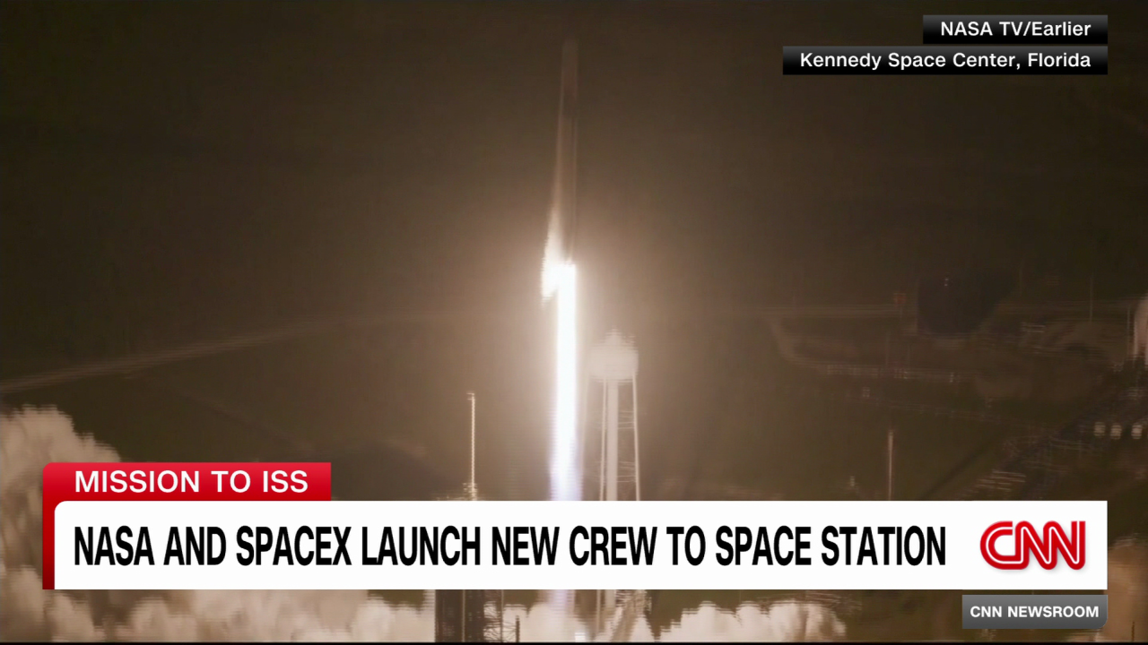 exp SpaceX launch 030402ASEG3 cnni world_00001013.png