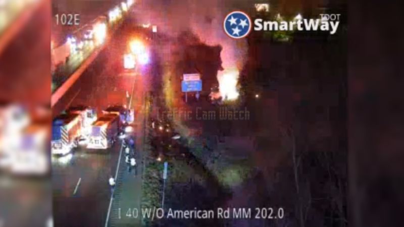 ‘I won’t make it’: Small plane crashes onto shoulder of Tennessee interstate