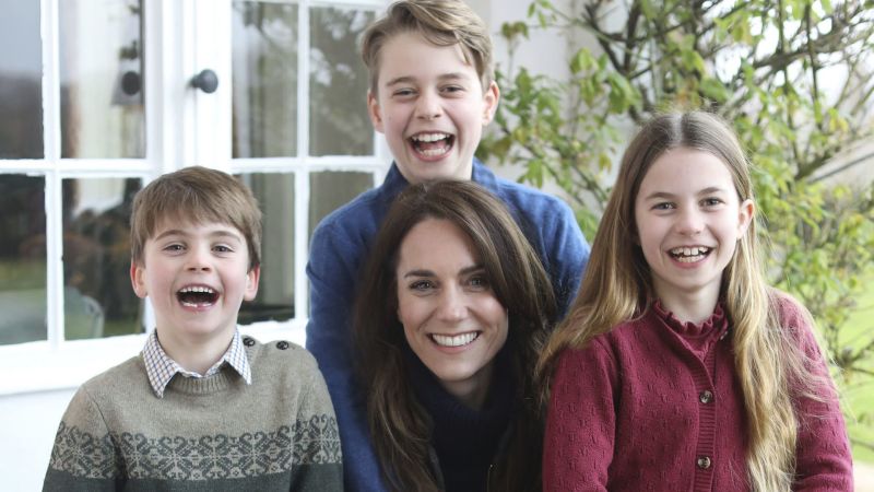 Galler Prensesi Kate Middleton: Haber kaynakları, kurcalama endişelerini gerekçe göstererek fotoğrafı hatırlatıyor