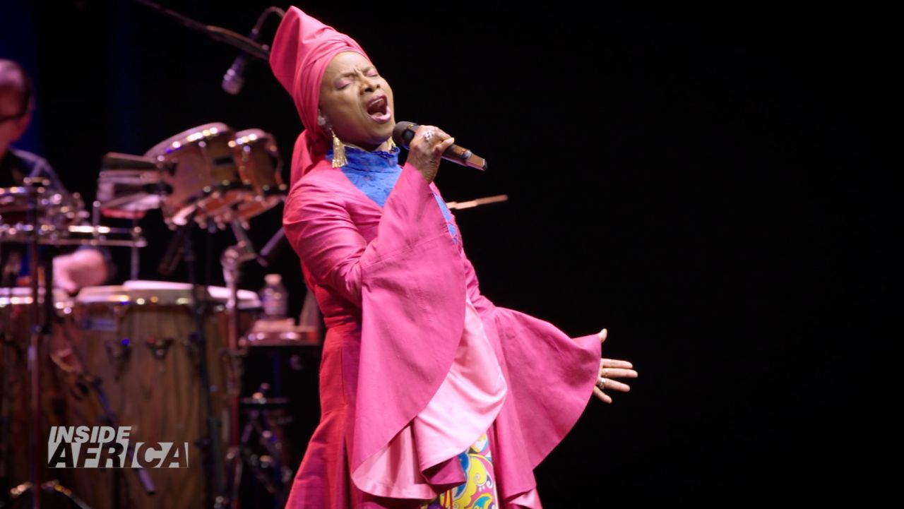 angelique kidjo IA 669