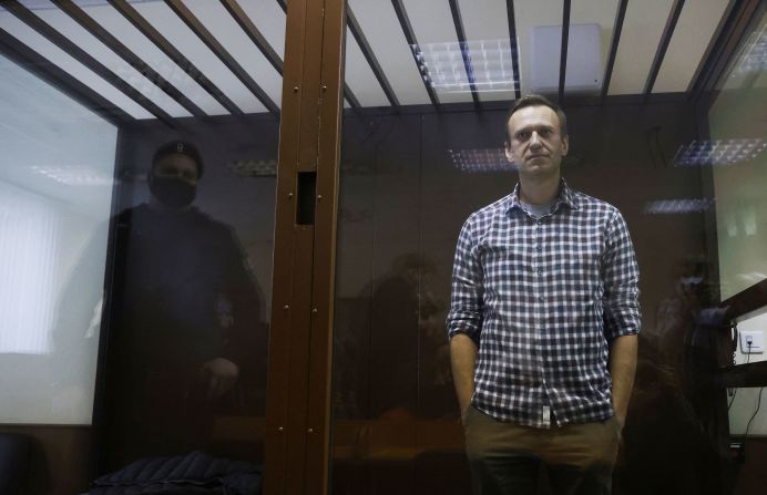 Jailed Russian opposition figure and outspoken Kremlin critic <a  target="_blank">Alexey Navalny</a>, who made global headlines when he was poisoned with a nerve agent in 2020, died February 16 at the age of 47, the Russian prison service said. Navalny "felt unwell after a walk" and "almost immediately" lost consciousness, the prison service said. It said it was investigating his "sudden death."