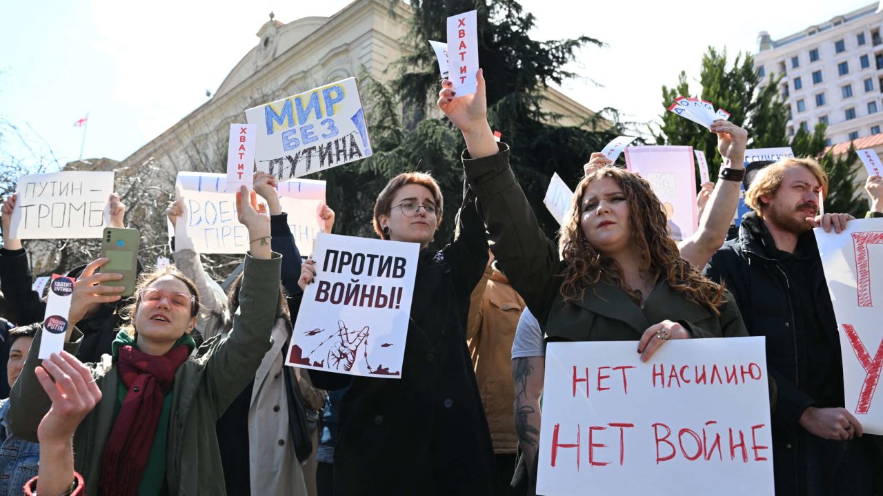 Russia protest in georgia